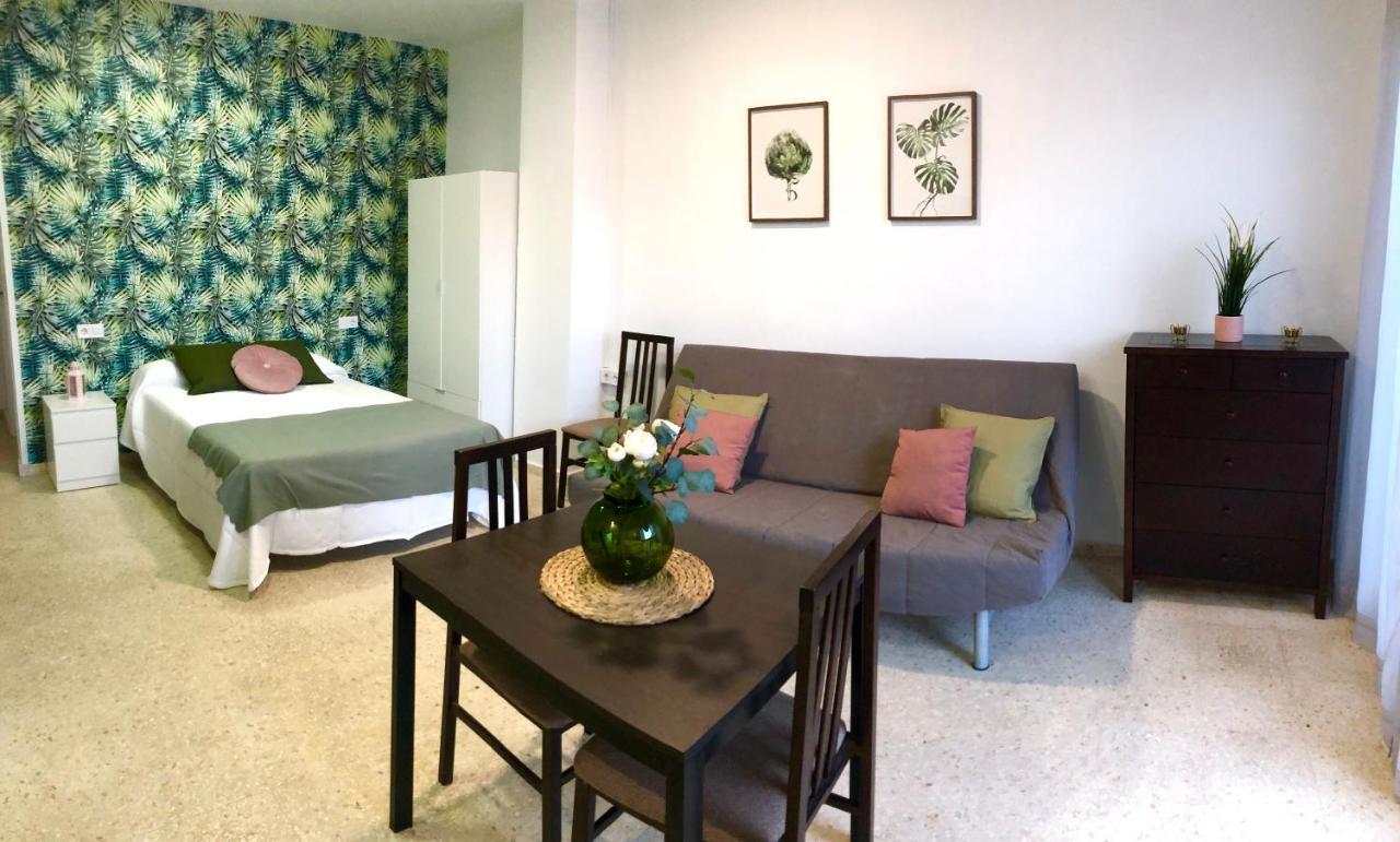 Apartamento Con Piscina En Ciudad Jardin Malaga Zewnętrze zdjęcie