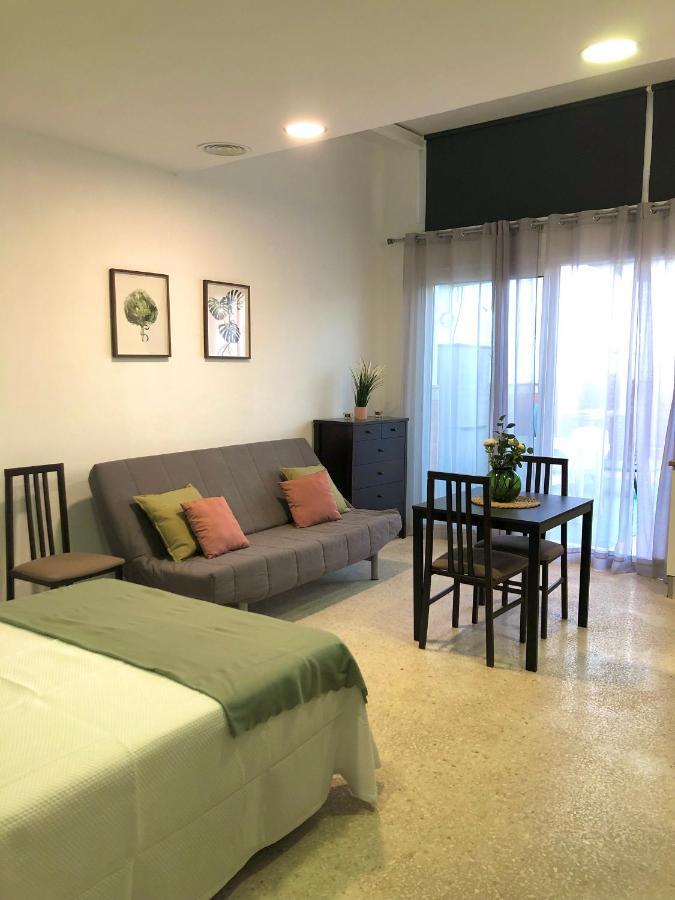 Apartamento Con Piscina En Ciudad Jardin Malaga Zewnętrze zdjęcie